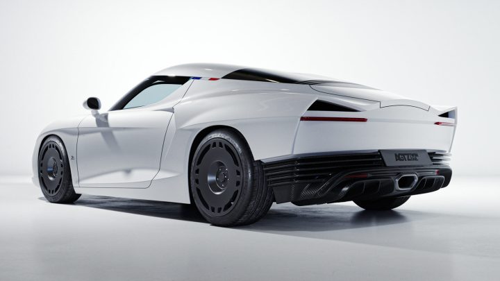 AGTZ Twin Tail by Zagato